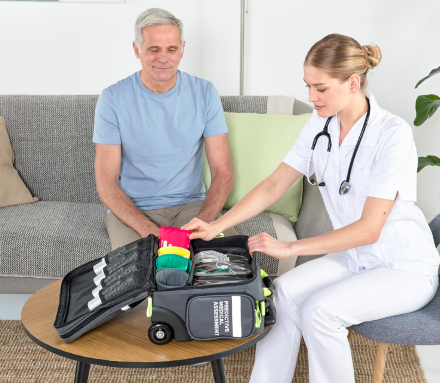 MESI rullväska 301-000176 – öppen med MESI-system vid hembesök